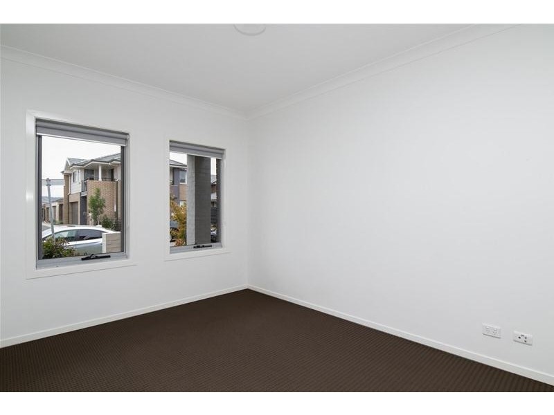 8 Bristol Street, Penrith NSW 2750