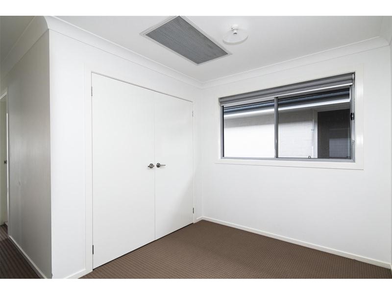 8 Bristol Street, Penrith NSW 2750