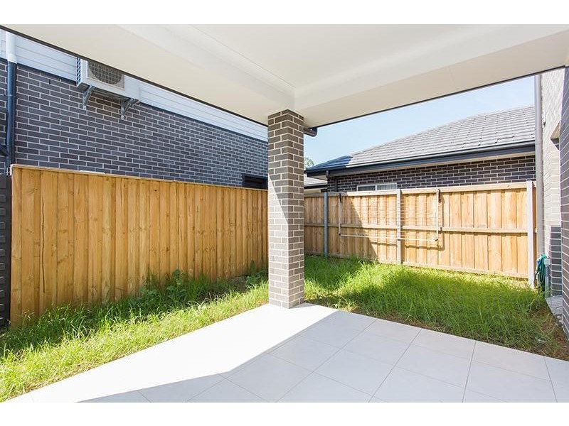 31 WILLIAM HART Crescent, Penrith NSW 2750