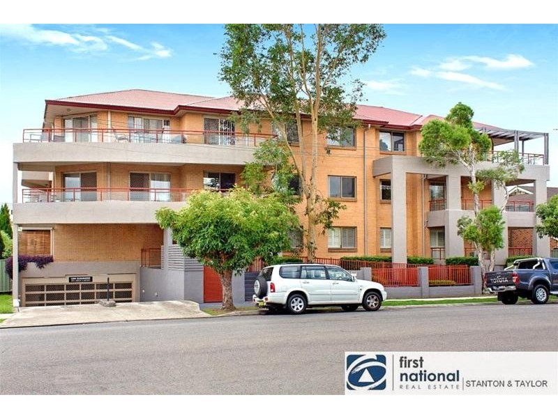 8/43-45 Preston Street, Jamisontown NSW 2750