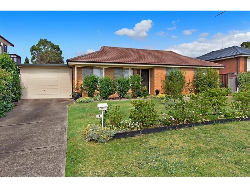 16 GRAZIER Crescent, Werrington Downs NSW 2747