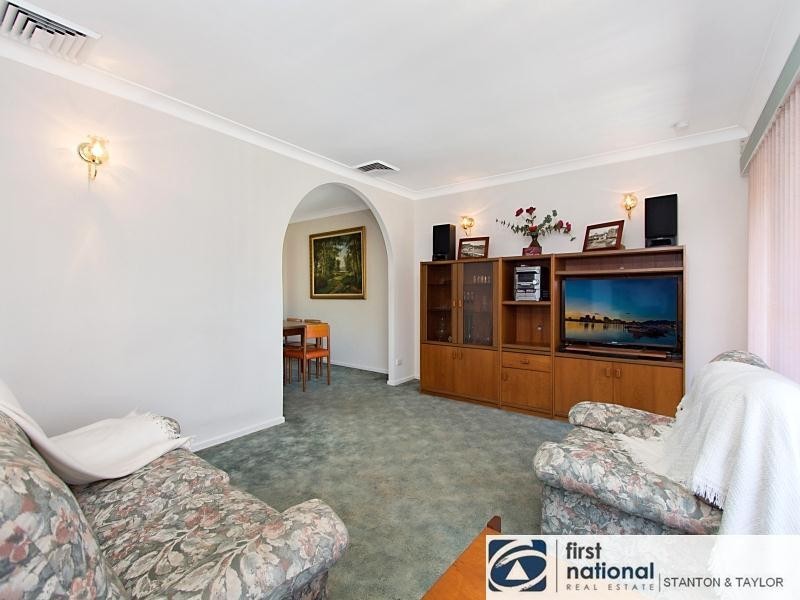 7 Holmegate Crescent, Cranebrook NSW 2749