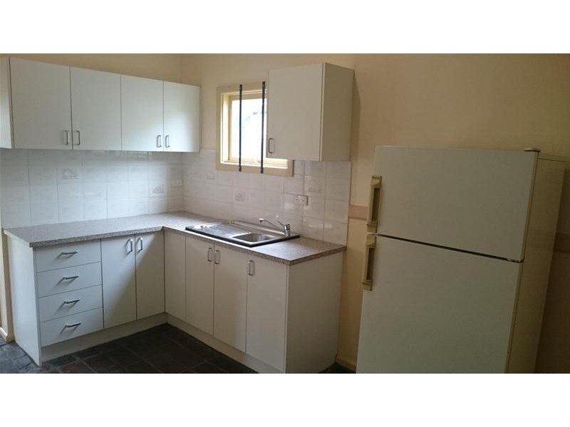 42A COLLESS Street, Penrith NSW 2750