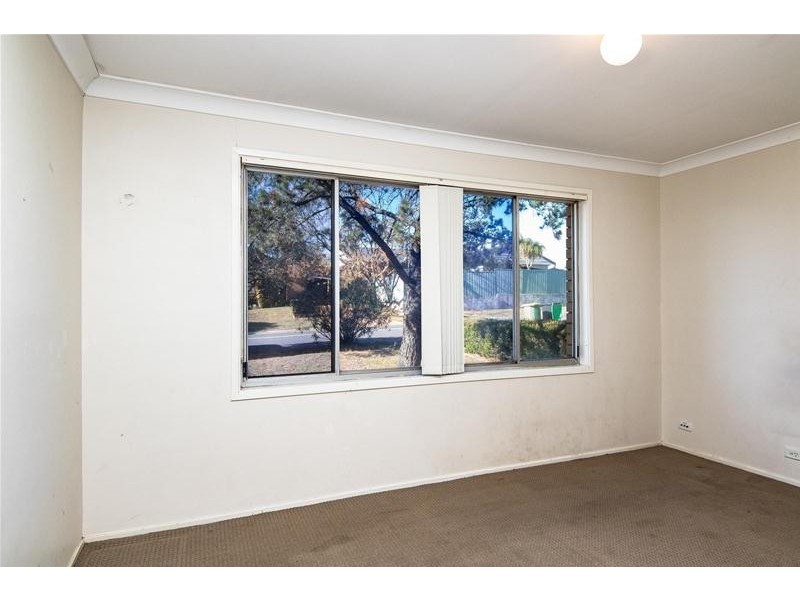 11 lindsay  Crescent, South Penrith NSW 2750