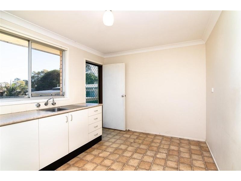 11 lindsay  Crescent, South Penrith NSW 2750