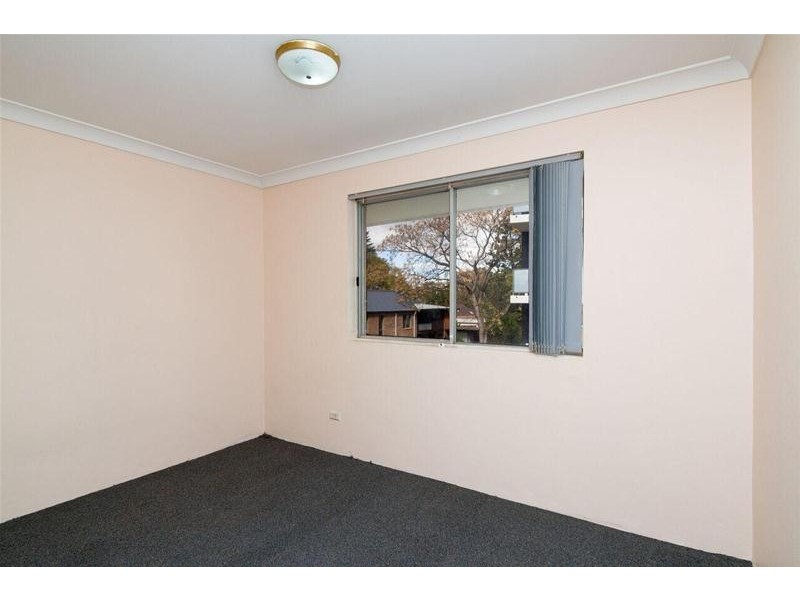 11/4 John Tipping Grove, Penrith NSW 2750