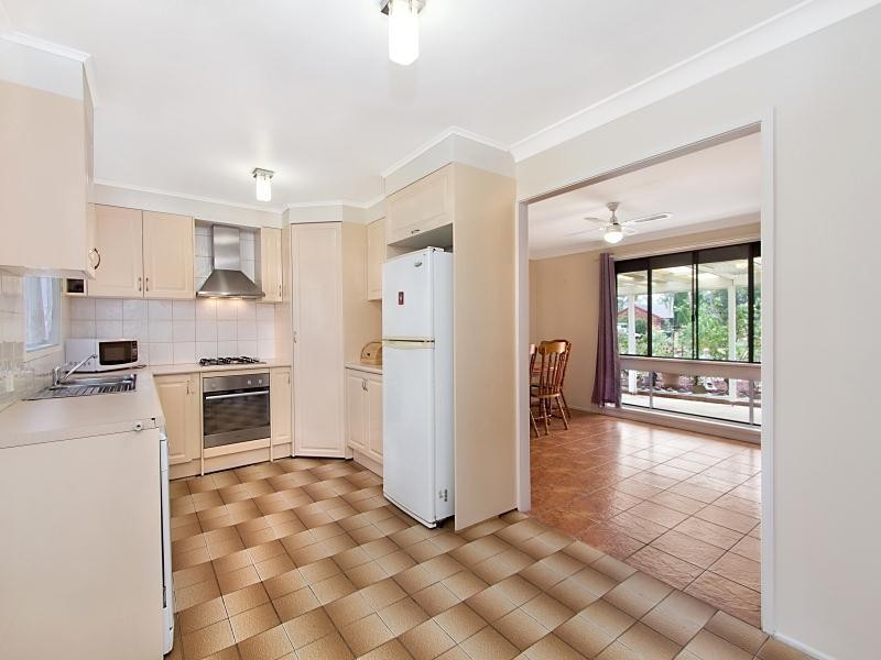 8 Kiwi Close, St Clair NSW 2759