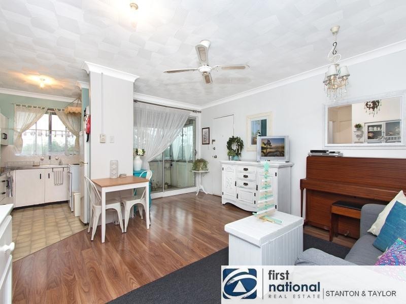 4/20-22 THE Crescent, Penrith NSW 2750