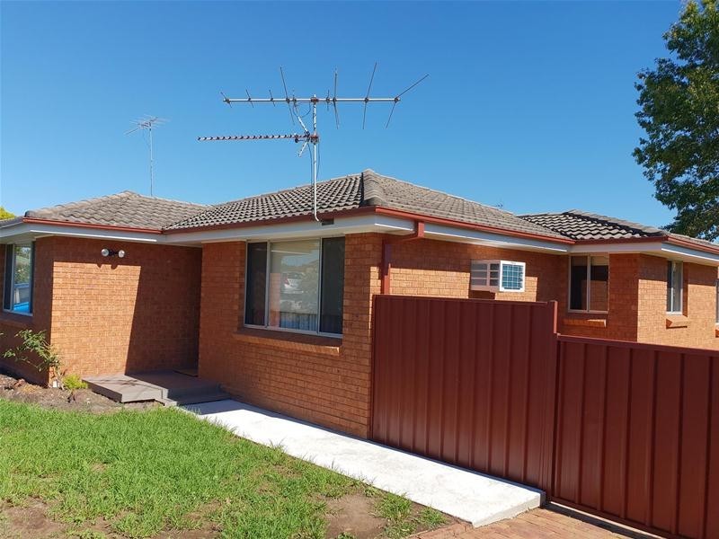25 Antonia Crescent, Cranebrook NSW 2749