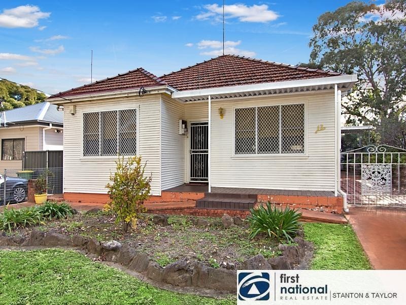 13 Brown Street, Penrith NSW 2750