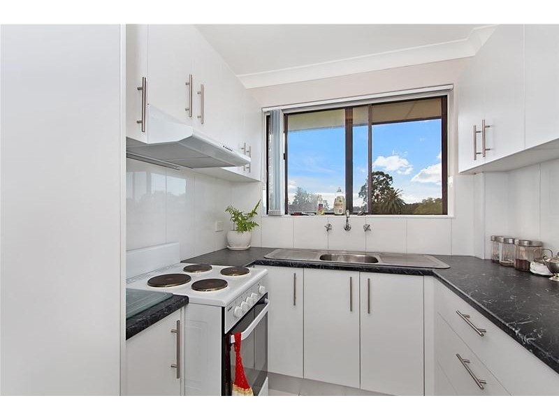 4/11-13 HEMMING Street, Penrith NSW 2750
