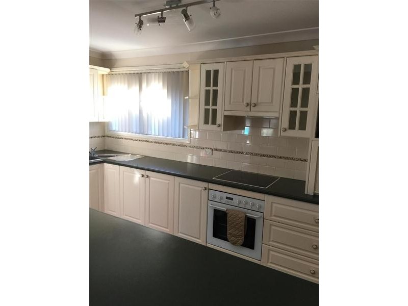 6 BRONSGROVE Close, South Penrith NSW 2750