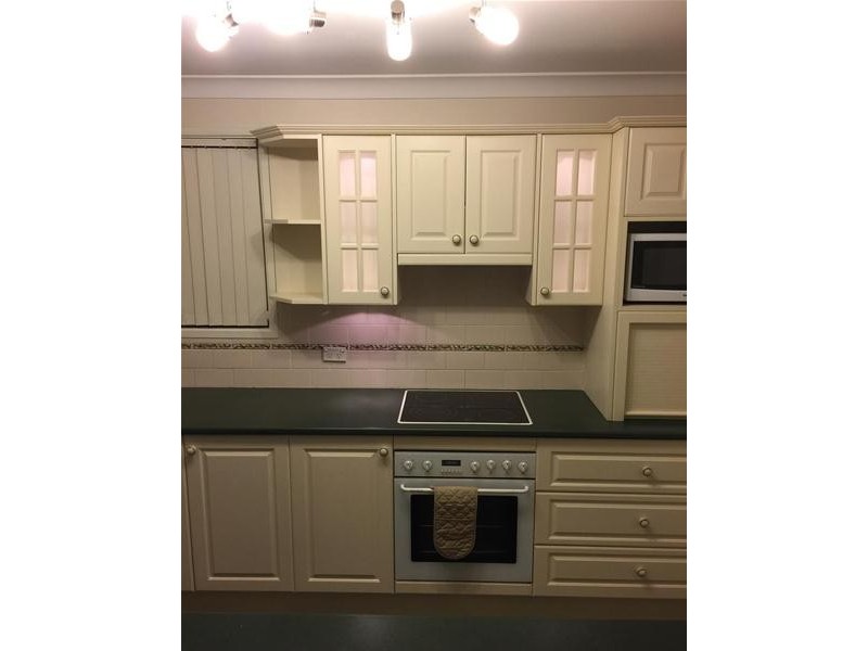 6 BRONSGROVE Close, South Penrith NSW 2750