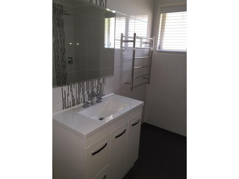 6 BRONSGROVE Close, South Penrith NSW 2750