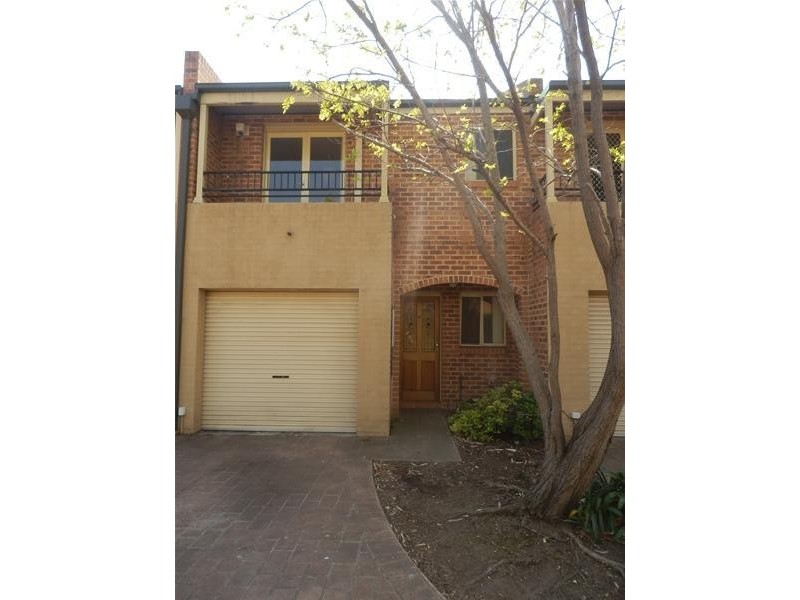 3/7 Bringelly Road, Kingswood NSW 2747