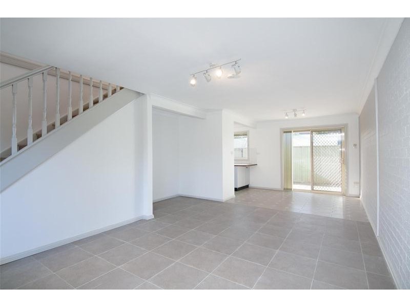 2/36 Saddington Street, St Marys NSW 2760