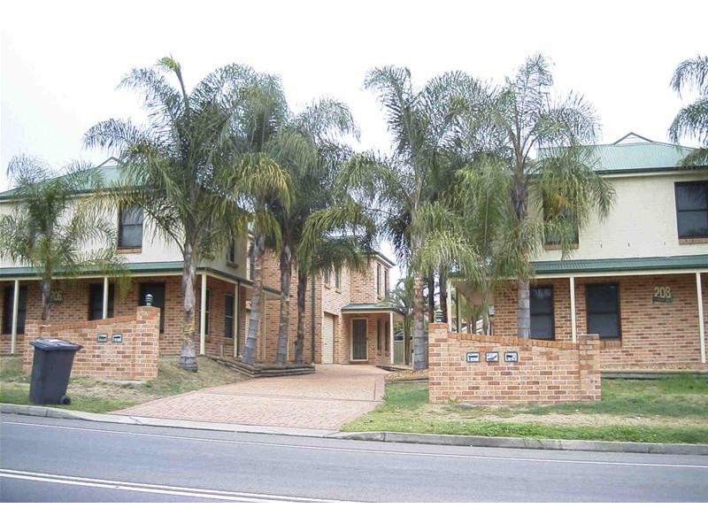 2/206-208 Derby Street, Penrith NSW 2750