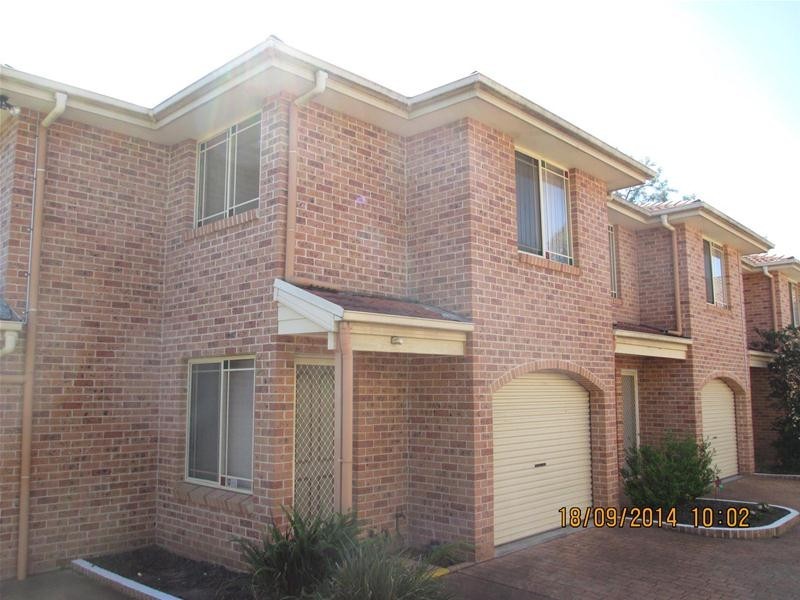 5/12 BLAXLAND Avenue, Penrith NSW 2750