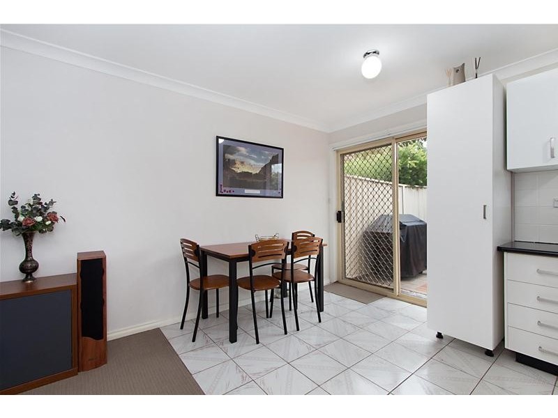 2/66 STAFFORD Street, Kingswood NSW 2747