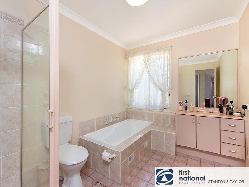 20 Boldero Crescent, Glenmore Park NSW 2745