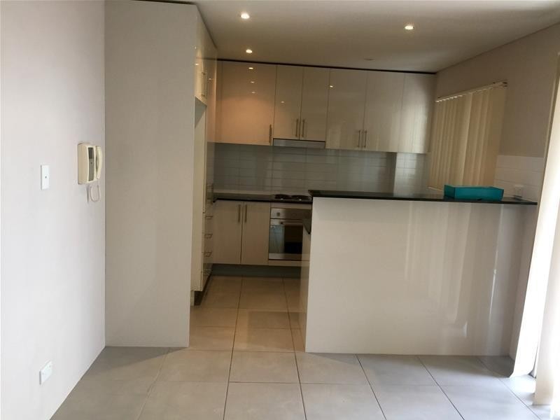 18/7-9 Regentville Road, Penrith NSW 2750