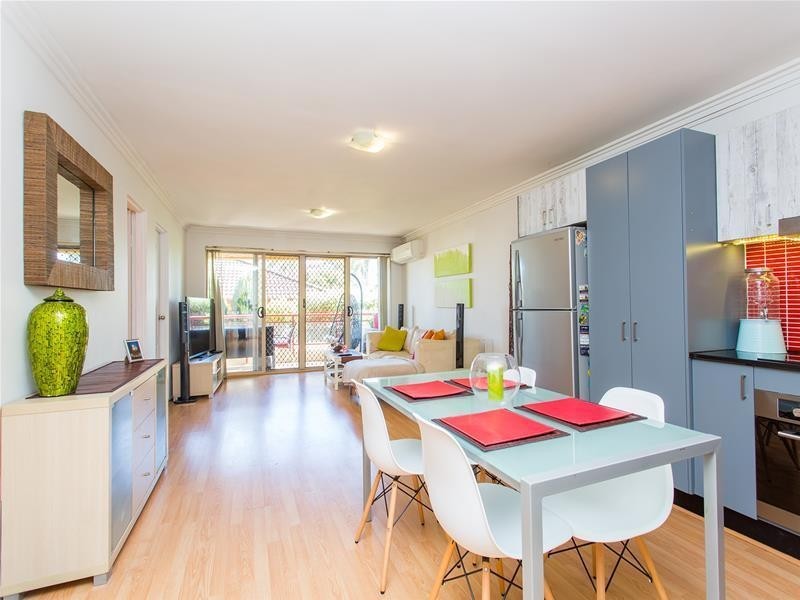 1/43-45 PRESTON Street, Jamisontown NSW 2750