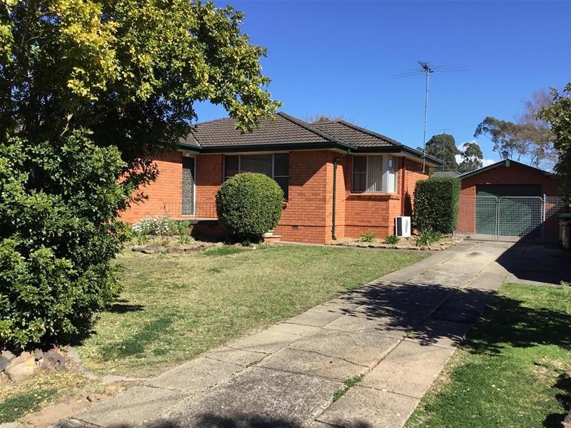 19 MANNING Street, Kingswood NSW 2747