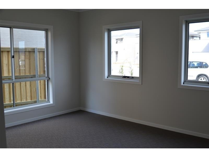 22 BARTLETT Place, Penrith NSW 2750