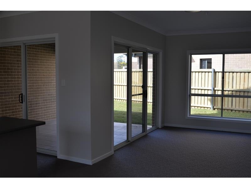 22 BARTLETT Place, Penrith NSW 2750