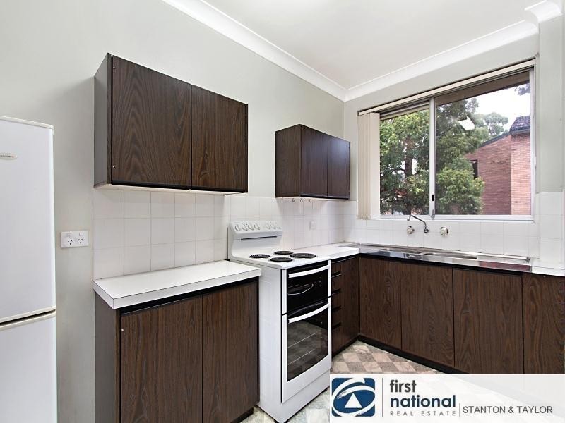 11/4-6 Dent Street, Jamisontown NSW 2750