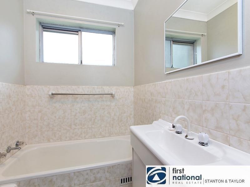 11/4-6 Dent Street, Jamisontown NSW 2750