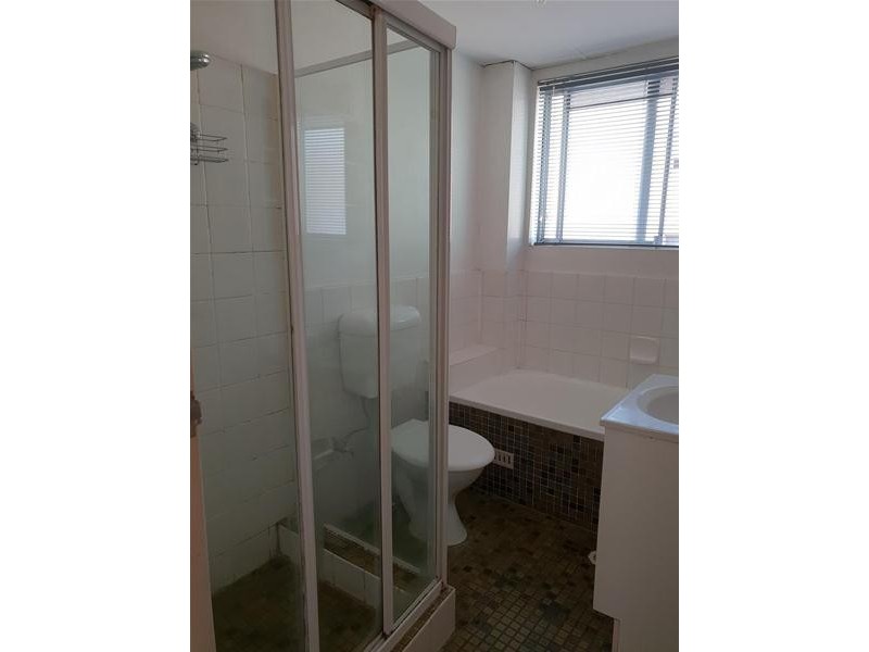 4/213 Derby Street, Penrith NSW 2750