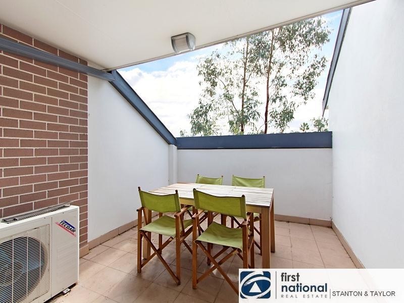 6/13-19 Robert Street, Penrith NSW 2750