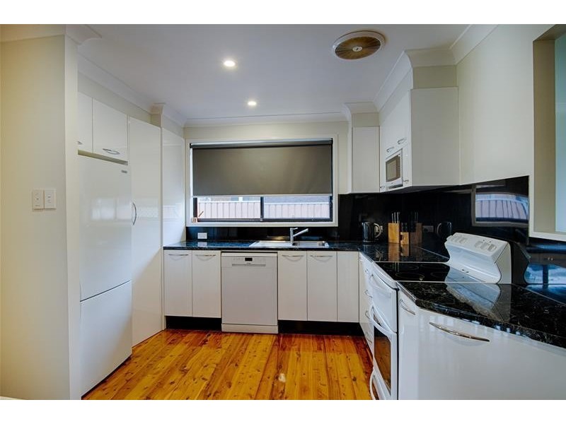 9 TANIA Avenue, South Penrith NSW 2750