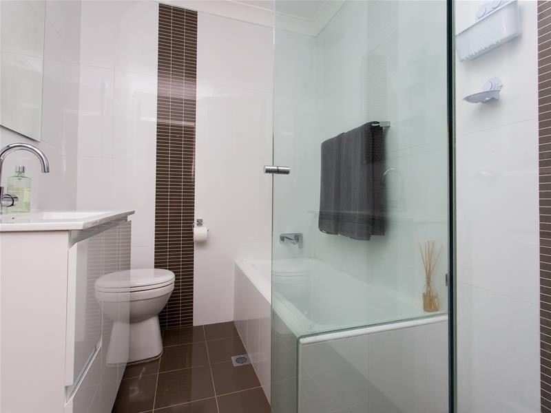 9 TANIA Avenue, South Penrith NSW 2750