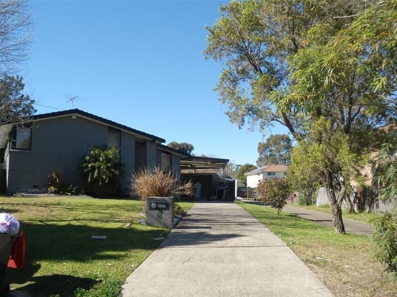 6 Walcha Place, South Penrith NSW 2750
