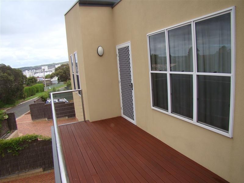 3/11 Ives Place, Port Lincoln SA 5606