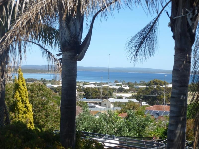 8 Vigar Street, Port Lincoln SA 5606
