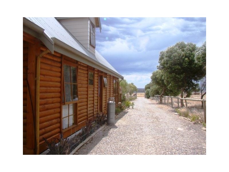 170 Taylor Road, Wangary SA 5607