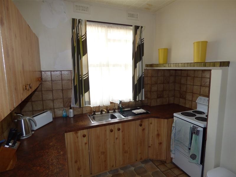 81 Verran Terrace, Port Lincoln SA 5606