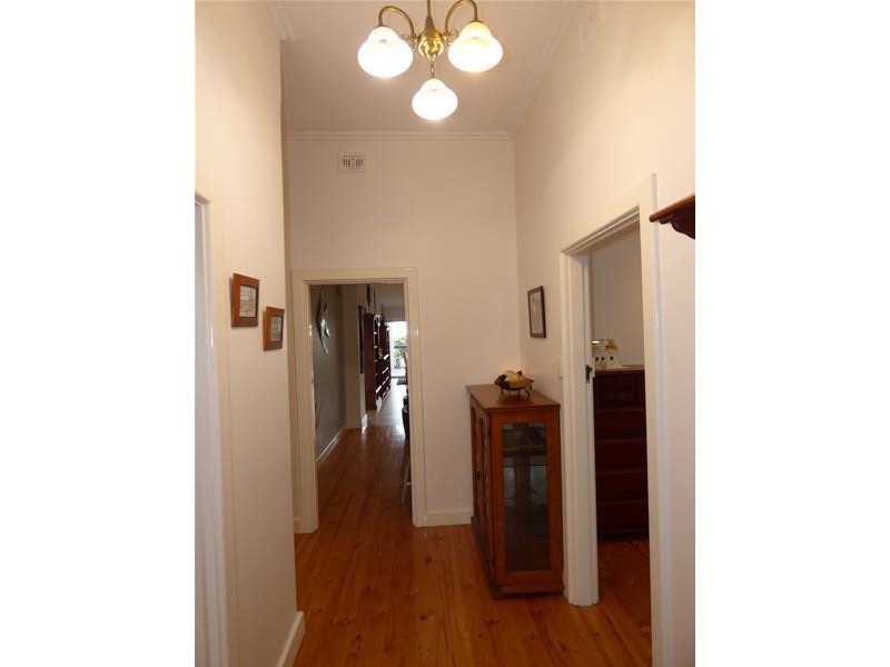 17 Queen Street, Port Lincoln SA 5606