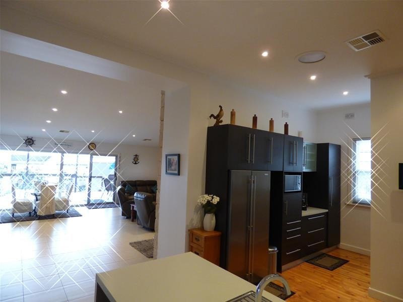 17 Queen Street, Port Lincoln SA 5606