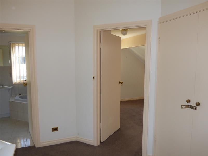 1/12 North Point Avenue, Port Lincoln SA 5606