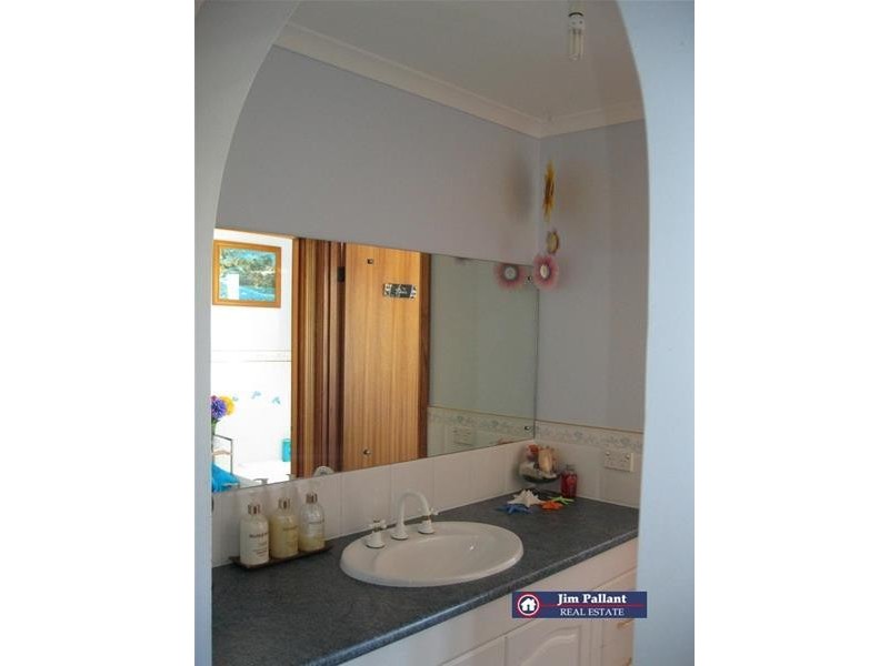 64 Sleaford Terrace, Port Lincoln SA 5606