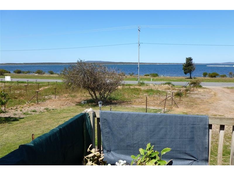 102 Proper Bay Road, Port Lincoln SA 5606