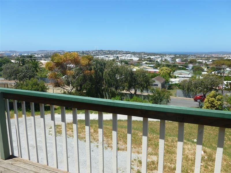 22 Kiama Avenue, Port Lincoln SA 5606
