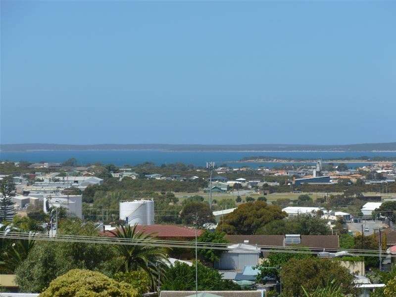 22 Kiama Avenue, Port Lincoln SA 5606
