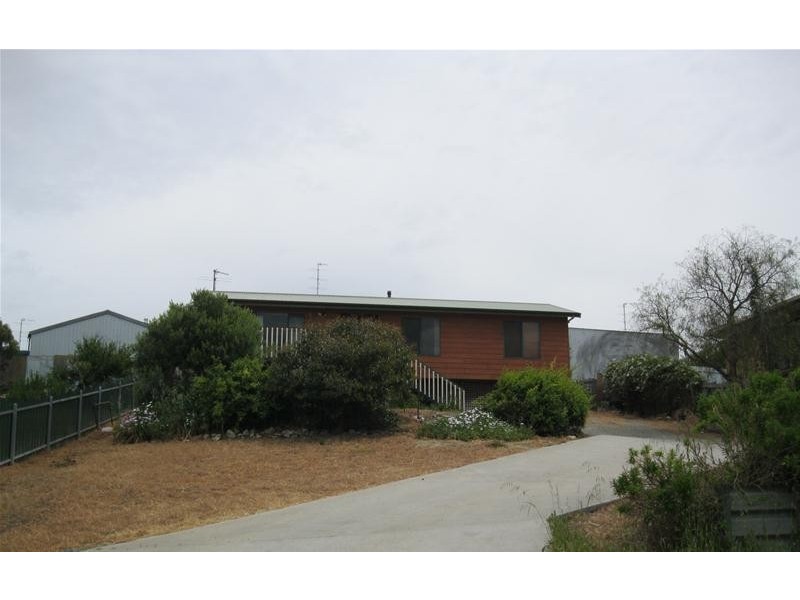 22 Kiama Avenue, Port Lincoln SA 5606