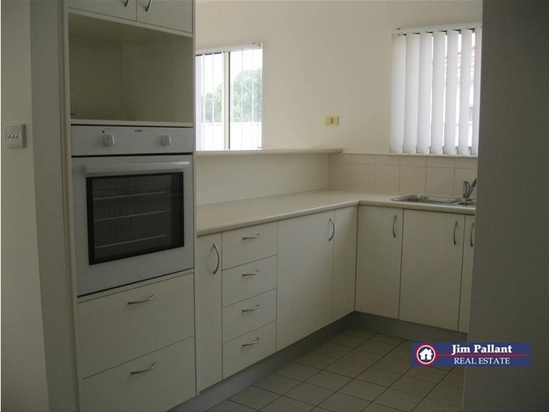 13/11 Parnkalla Avenue, Port Lincoln SA 5606