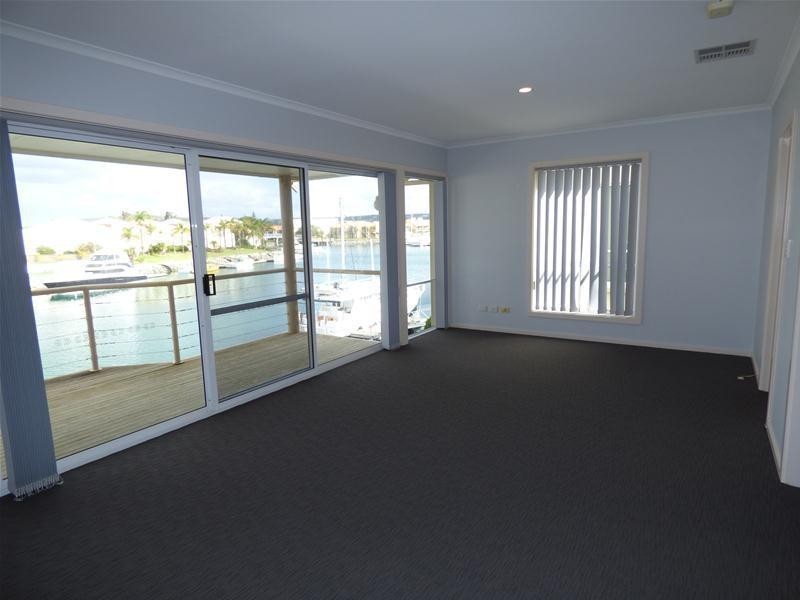 2/15 South Point Drive, Port Lincoln SA 5606